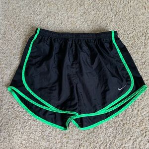 Black/green Nike Shorts